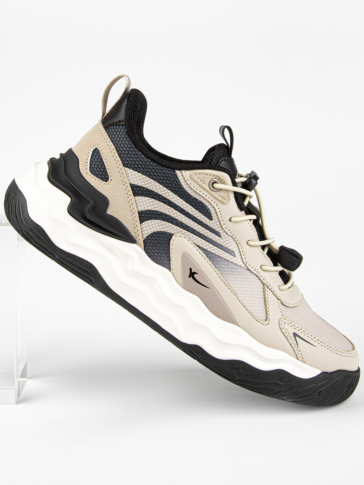 Кроссовки артикул:74845-20-7