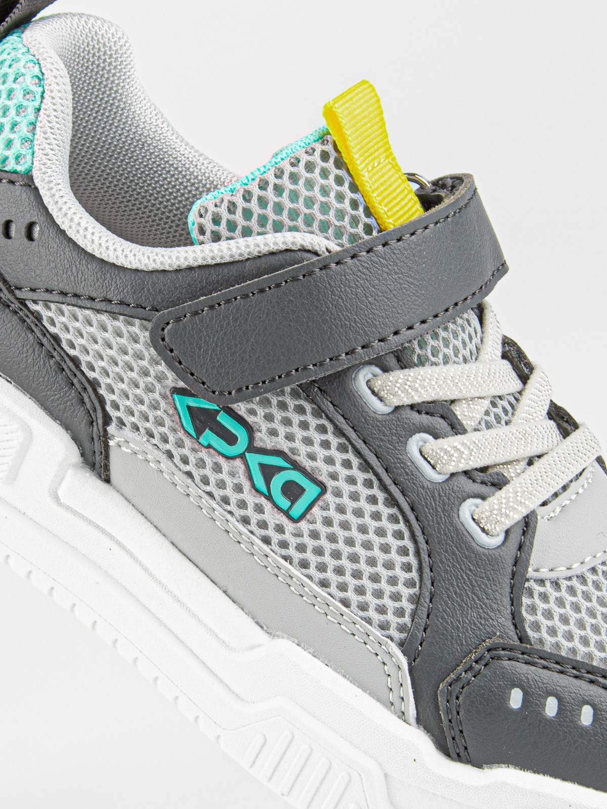 Кроссовки артикул:721032-10-3