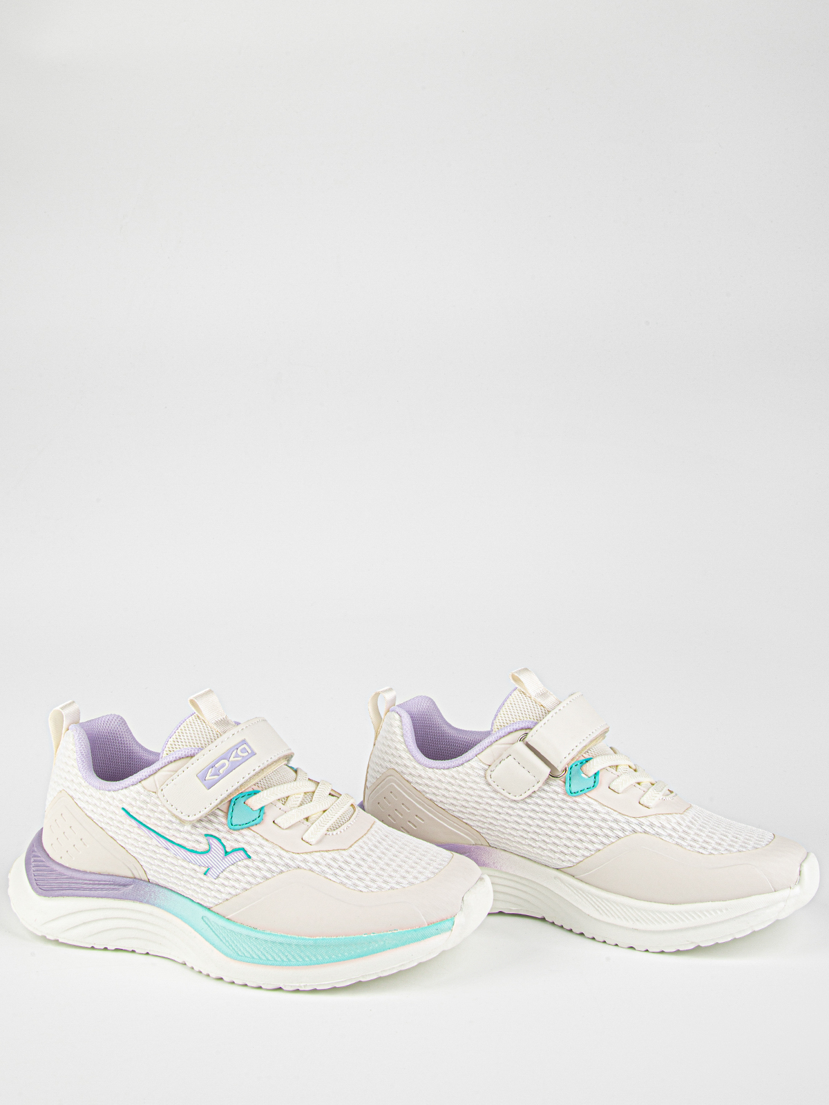 Кроссовки артикул:731142-10-2