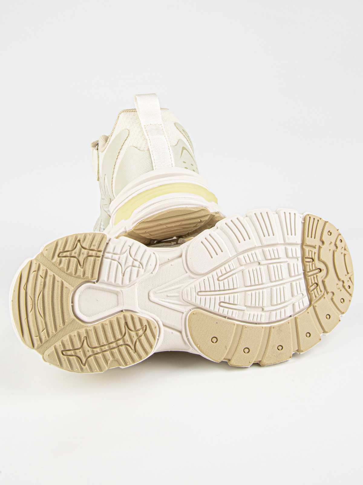 Кроссовки артикул:731143-10-5