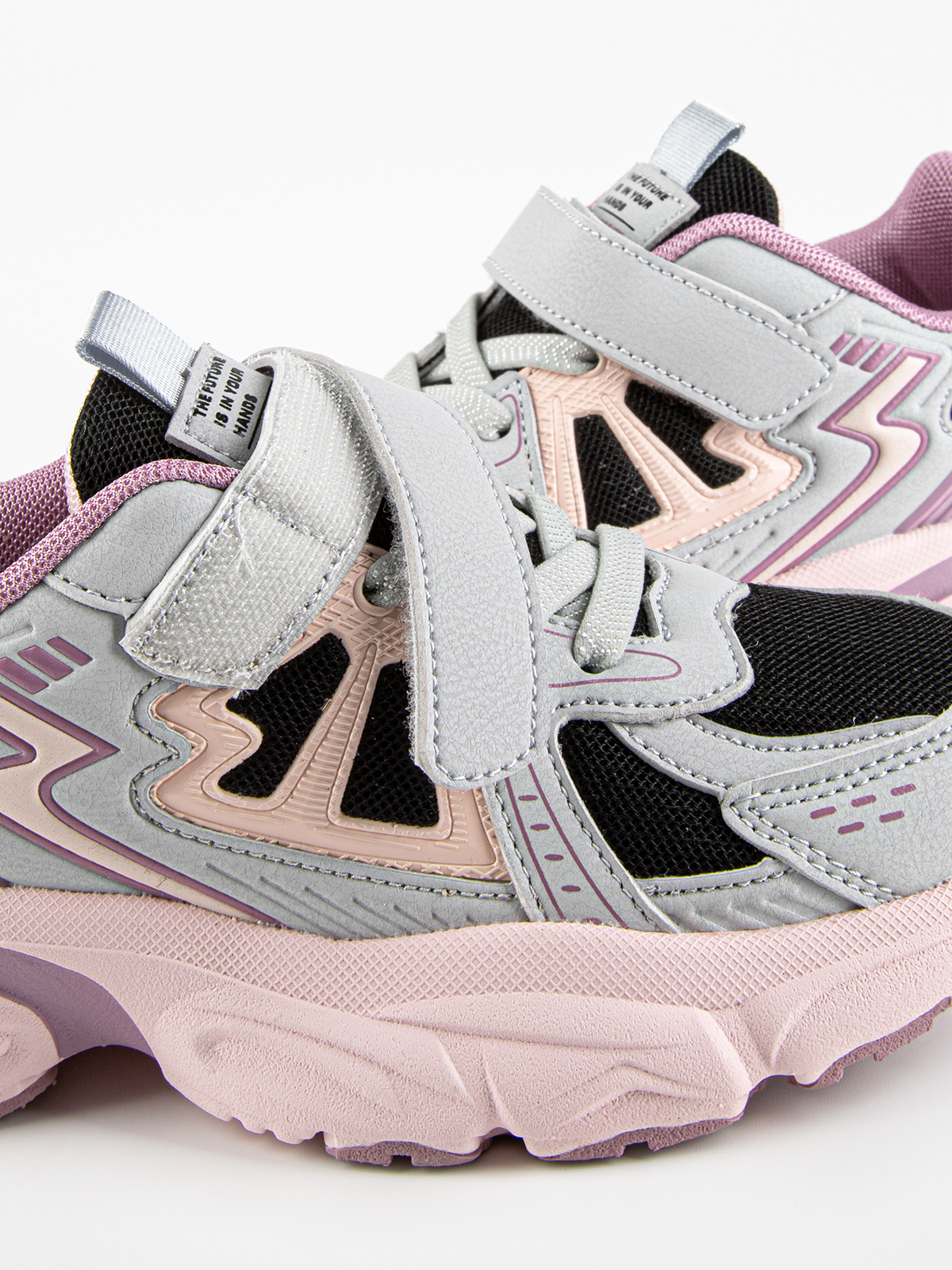 Кроссовки артикул:731195-2-10