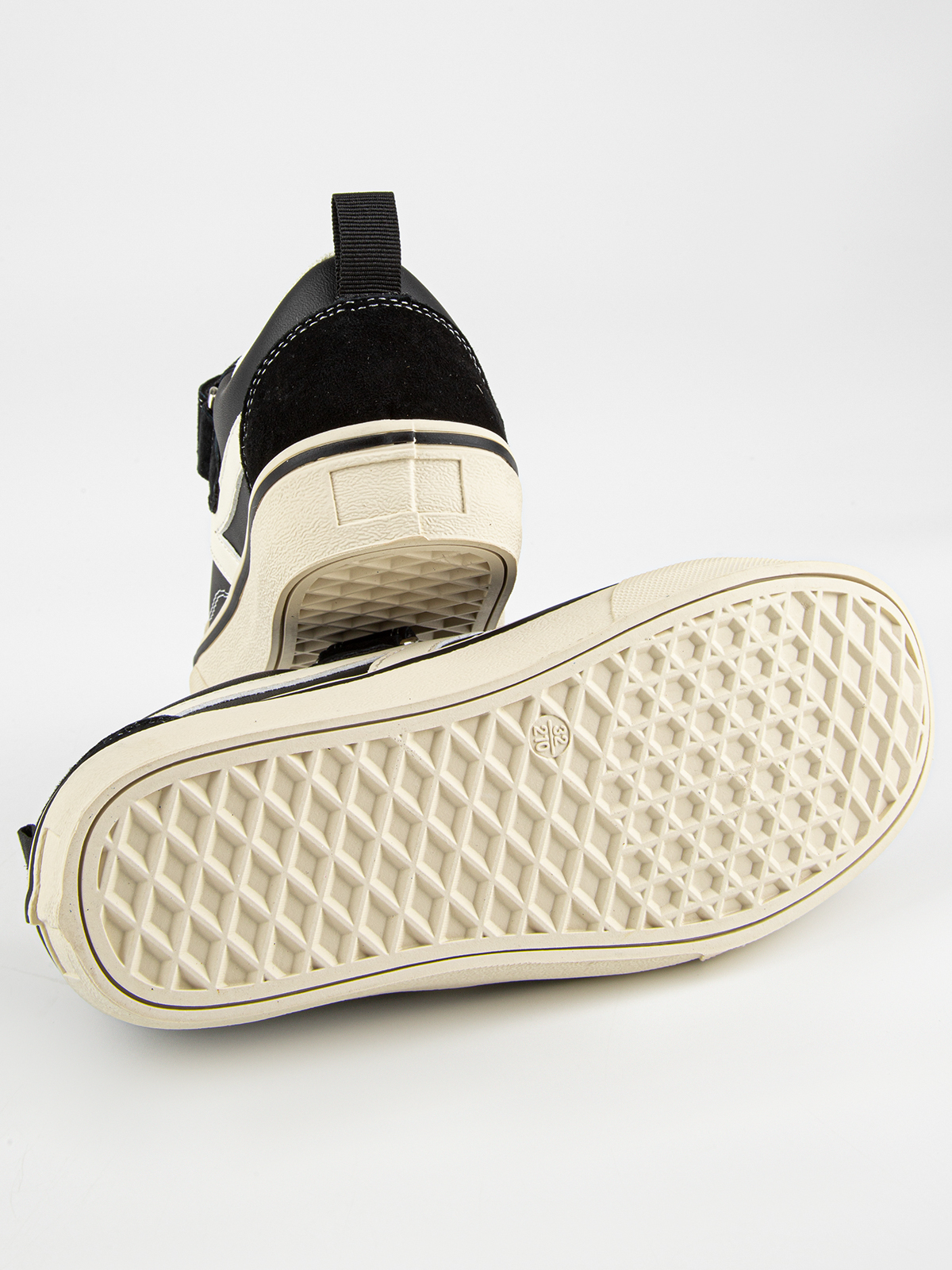 Кроссовки артикул:74906-1-5