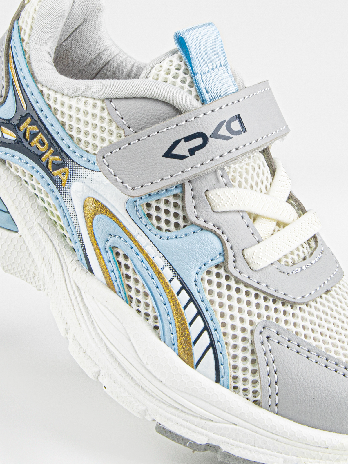 Кроссовки артикул:71536н-20-3