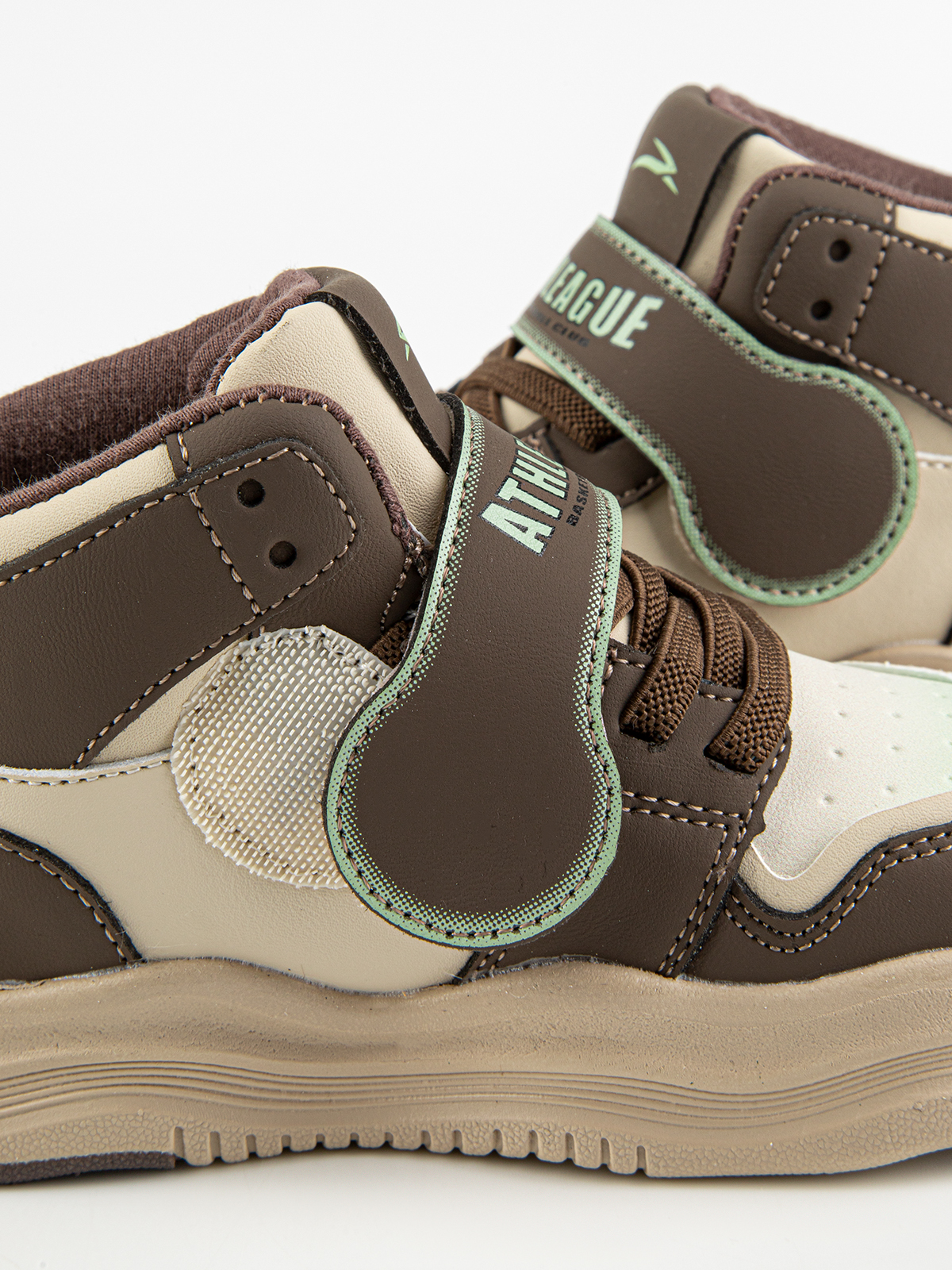 Кроссовки артикул:71520-20-9