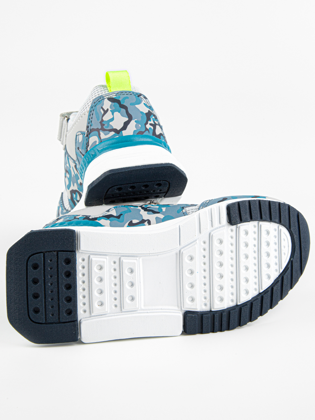 Кроссовки артикул:72971-31-5