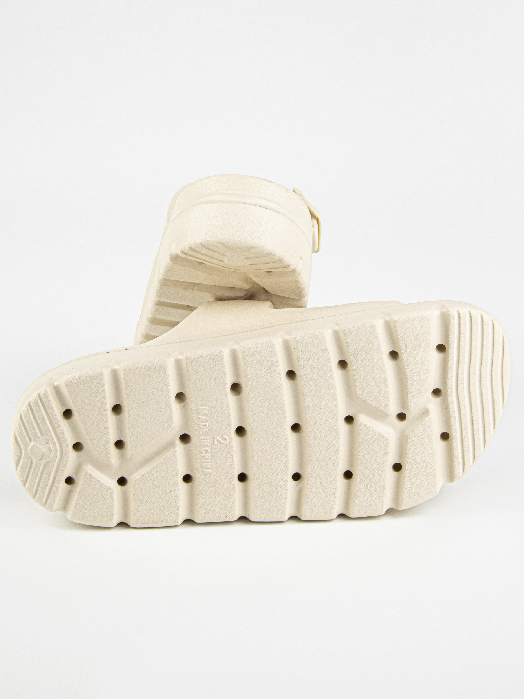 Шлепанцы артикул:83231-2-5