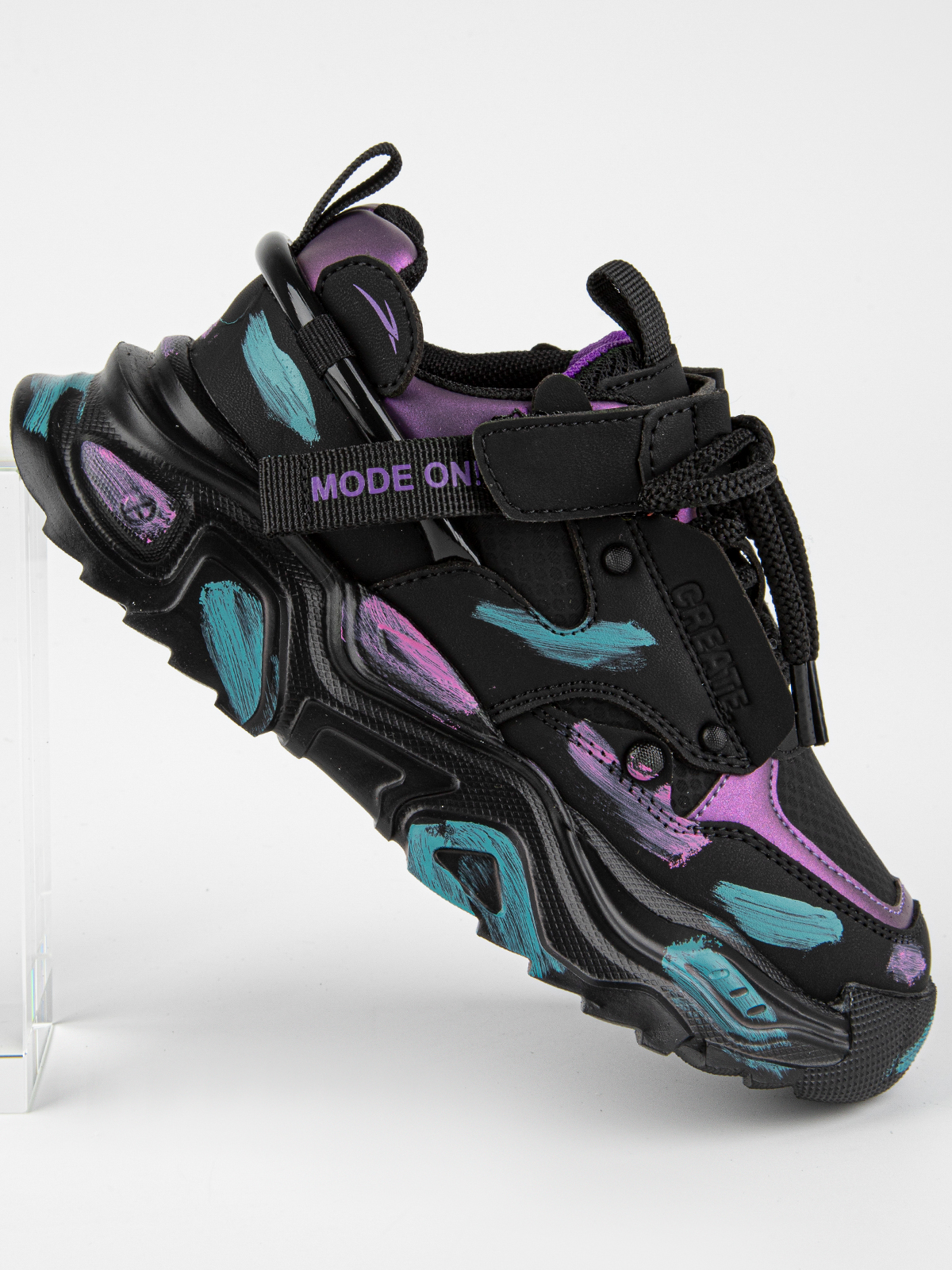 Кроссовки артикул:731060-10-7