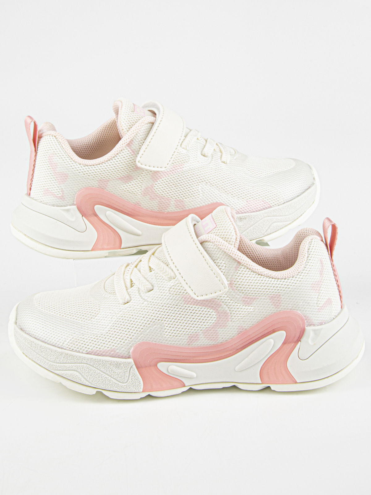 Кроссовки артикул:721151-10-4