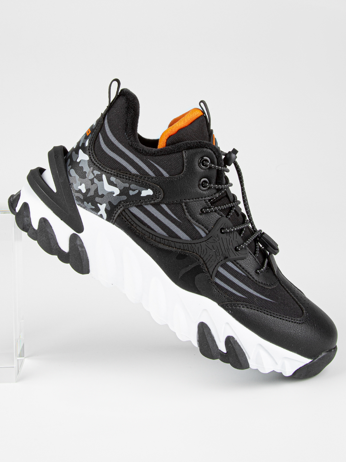 Кроссовки артикул:74840у-10-7