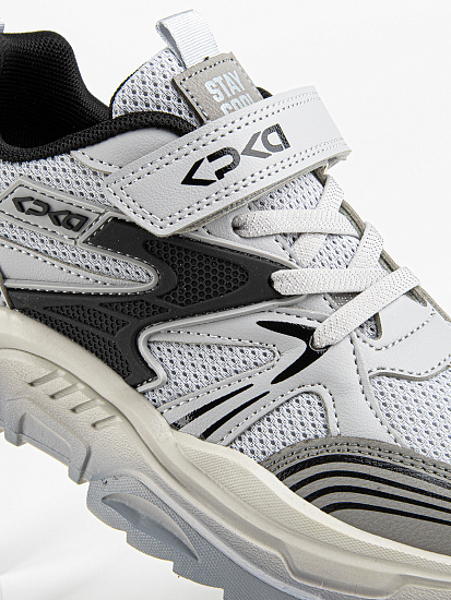 Кроссовки артикул:731137-10-3